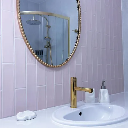 Camilla Q4apartments Апартаменты