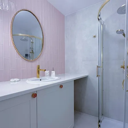 Camilla Q4apartments Гданьск